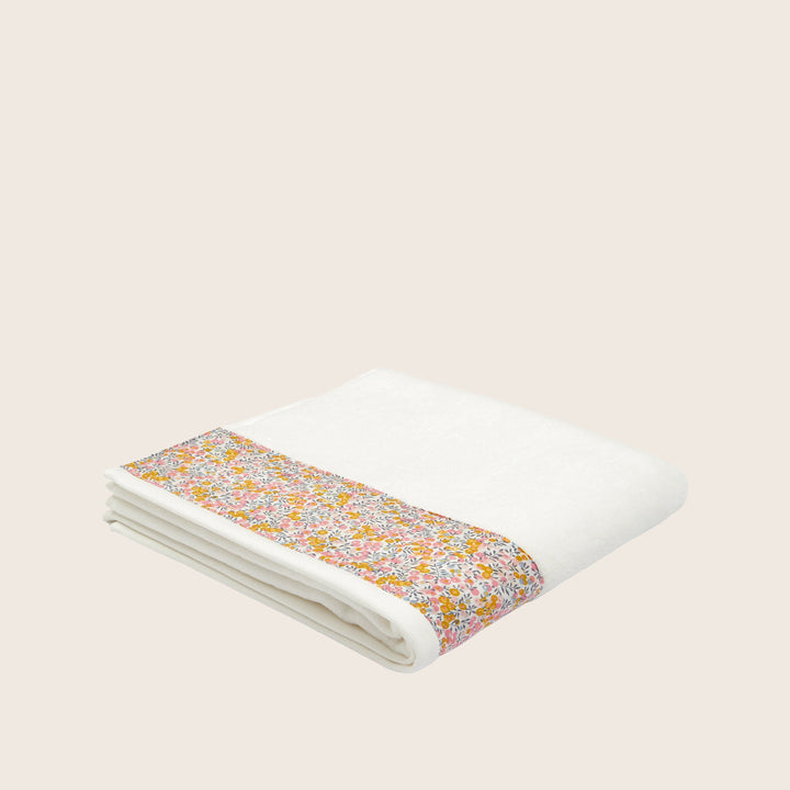 Image for Wilt Bud Hand Towel, Light Pink