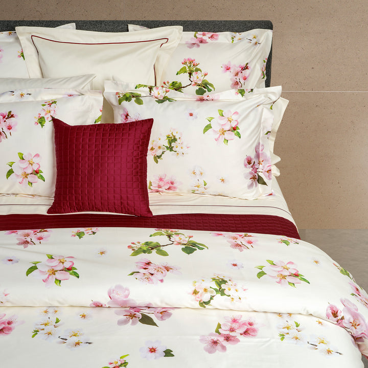 Ciliegio Duvet Cover