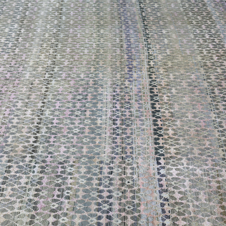 Image for Grey Alchemy Transitional Silk Wool Blend Rug - 7' x 10'