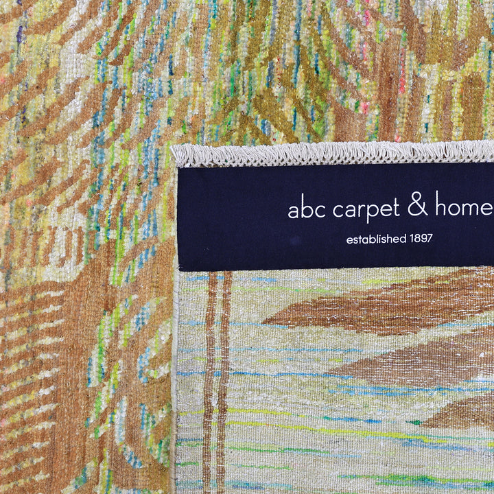 Image for Gold Alchemy Transitional Silk Wool Blend Rug - 5'11" x 9'4"