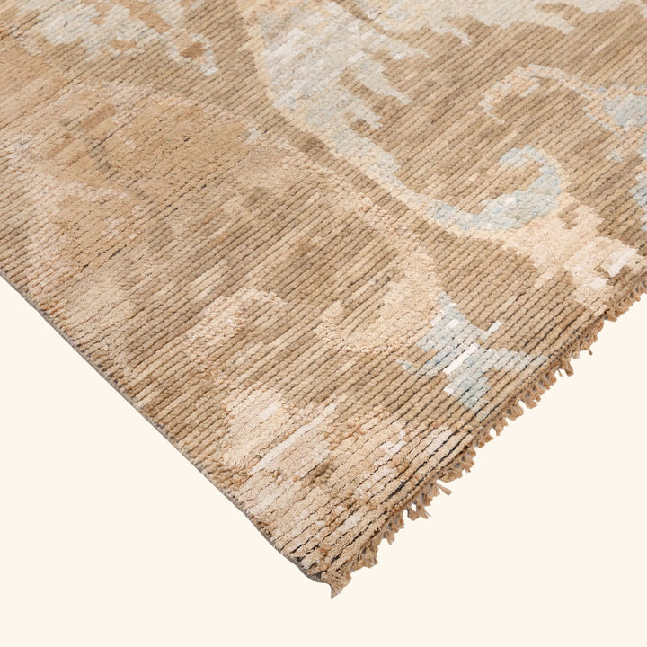 Beige Transitional Wool Silk Blend Rug - 8' x 10'