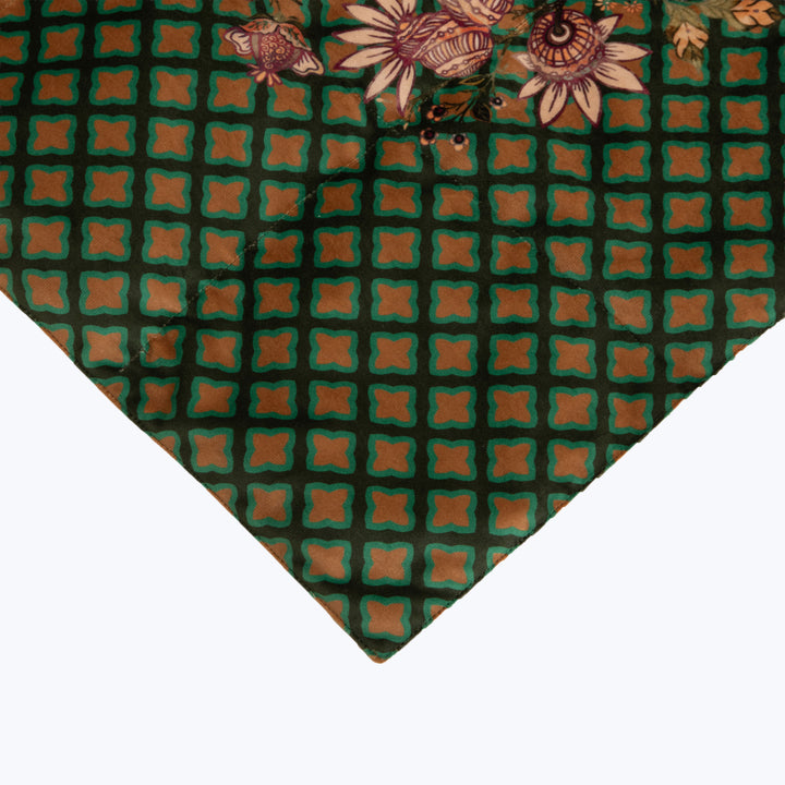 Image for Floreal World Quilt Green