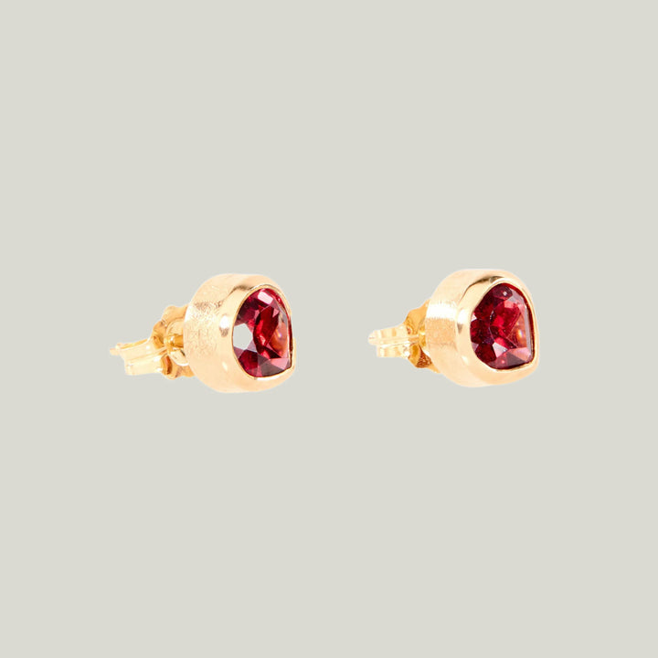 Image for CANONGATE: Garnet Studs