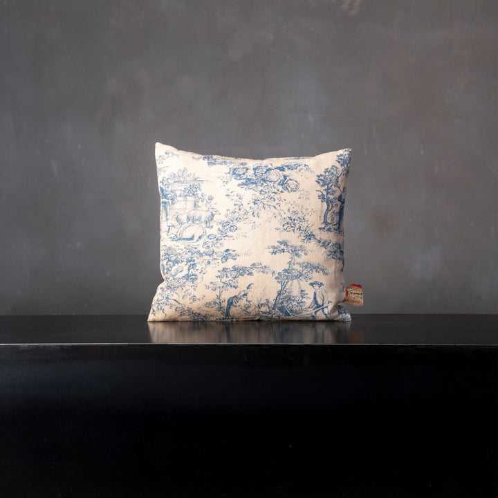 Image for Glafira Pillow