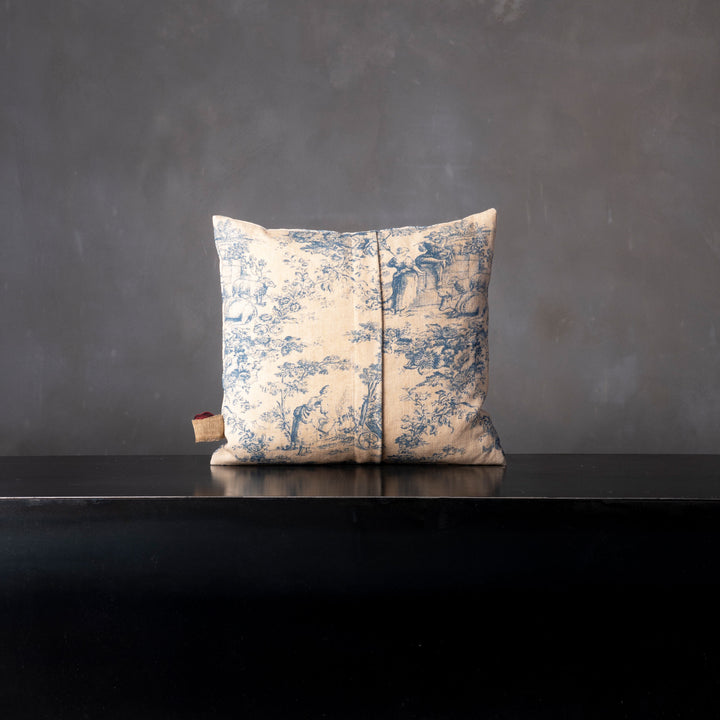 Image for Glafira Pillow