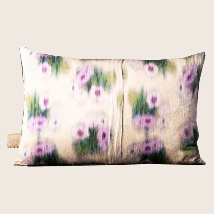 Ottilia Pillow