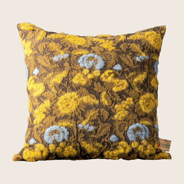 Areca Pillow