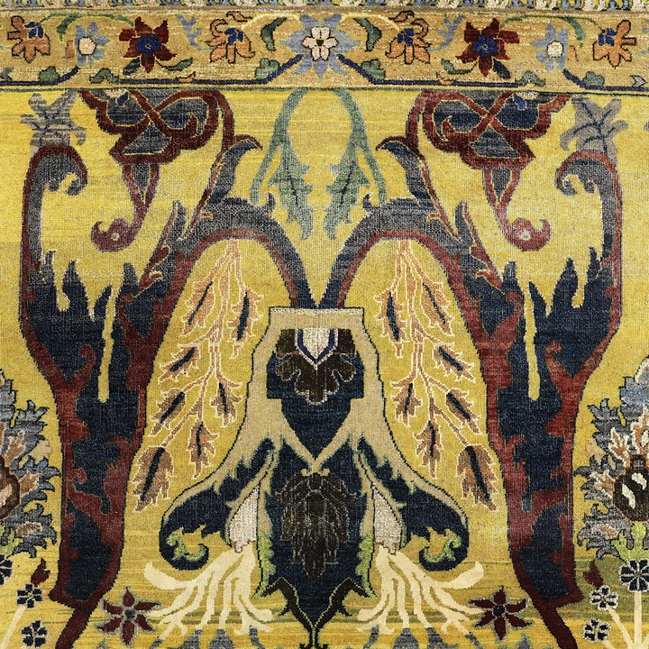 Gold Alchemy Traditional Wool Rug - 6'1" x 8'8"