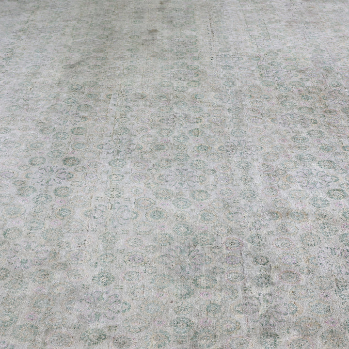 Grey Alchemy Traditional Silk Rug - 9'8" x 10'7"