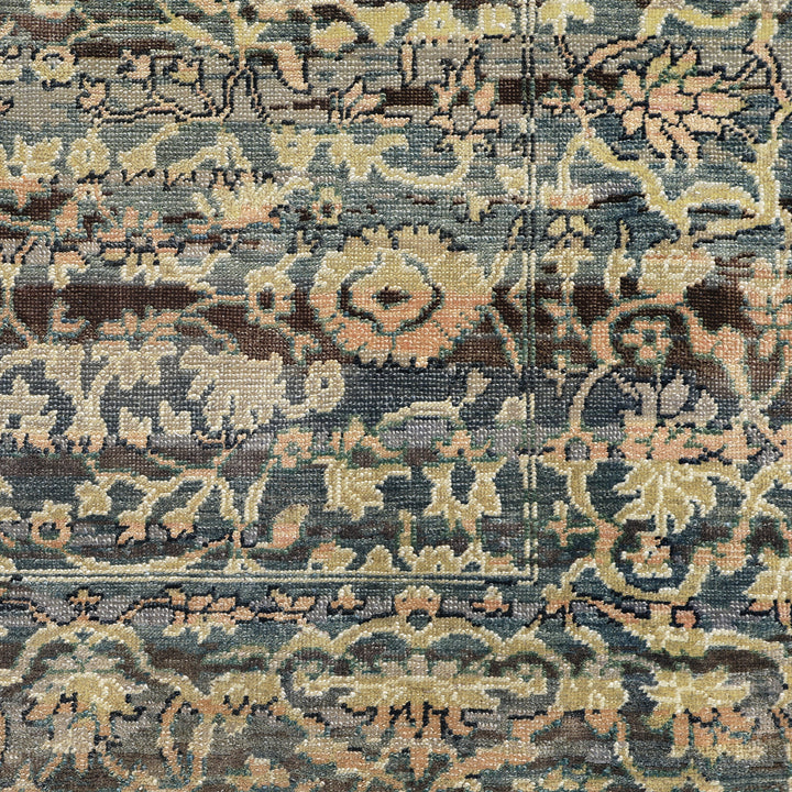 Black & Gold Alchemy Traditional Wool Rug - 5'10" x 7'3"