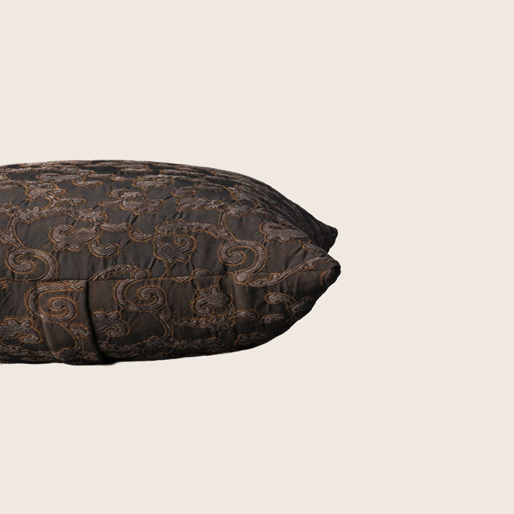 Acuzio Pillow