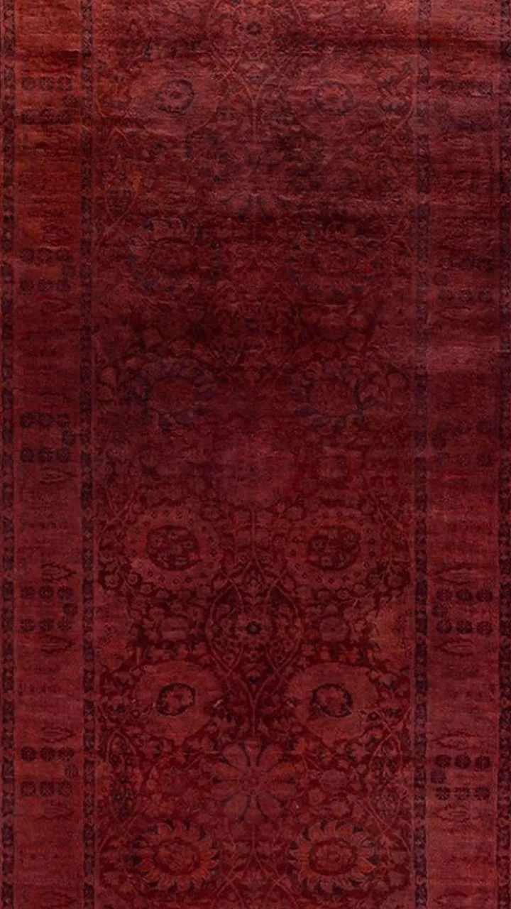 Red Samsara Wool Runner - 3'2" x 8'7"