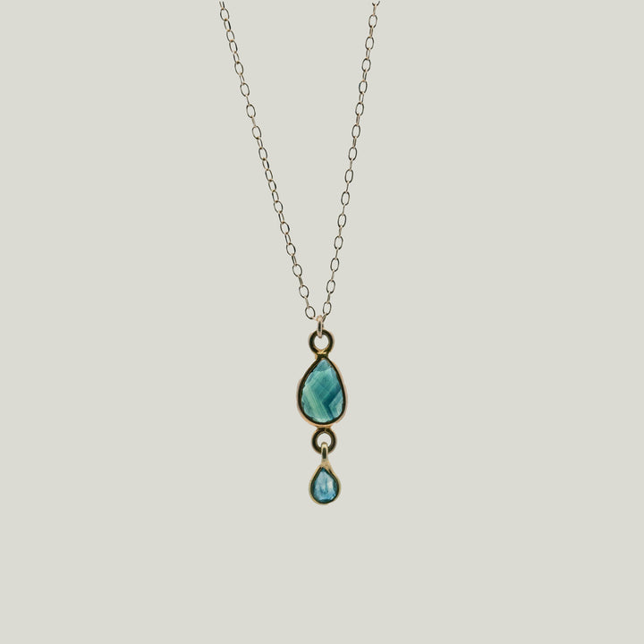 Image for Sapphire 18kt + 14 Kt Chain Kingfisher Necklace MS 426