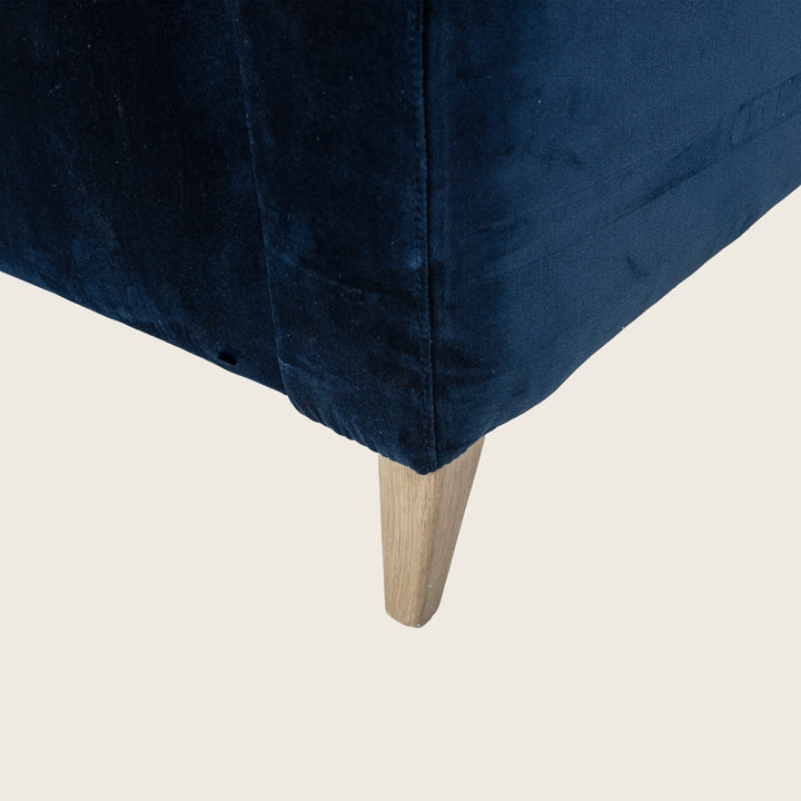 Davis Bed