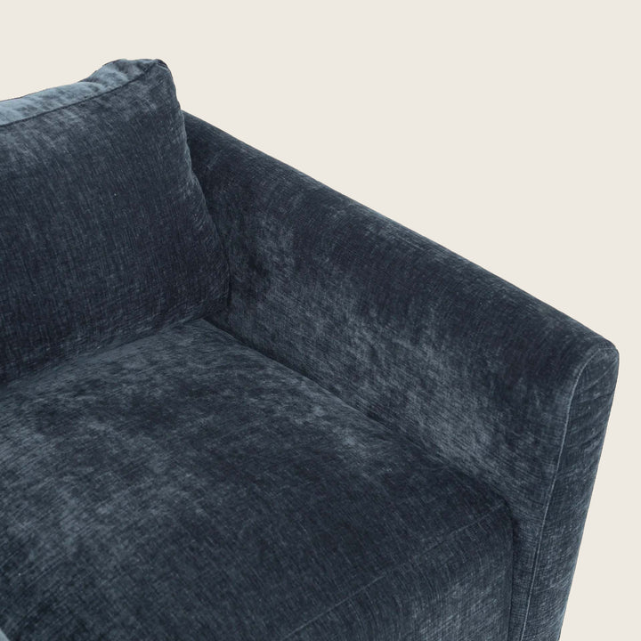 Verandah Swivel Chair