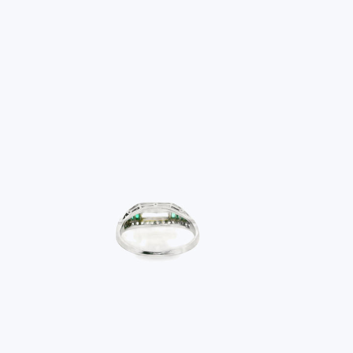 Art Deco Diamond And Emerald Platinum Ring