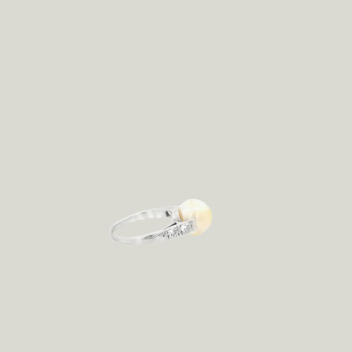 Platinum Vintage Pearl Diamond Ring