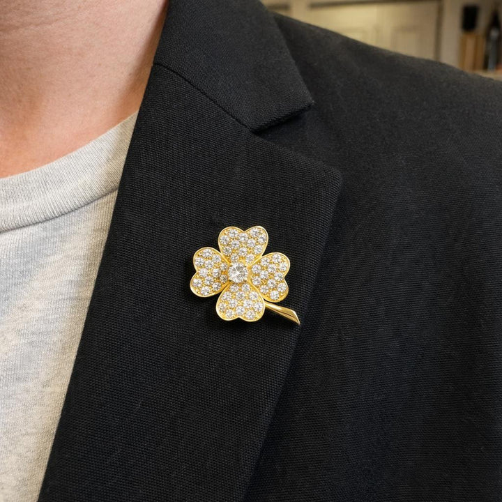 18K Diamond Flower Brooch