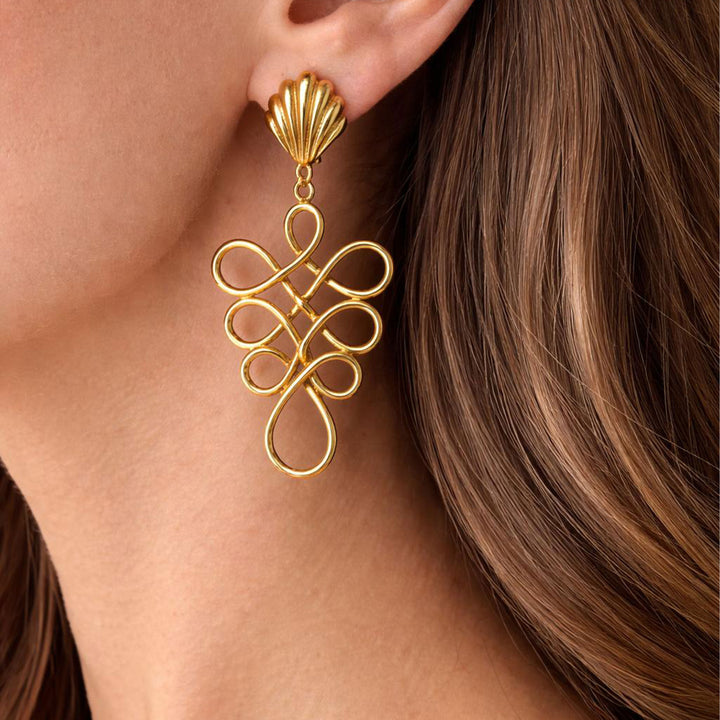1970S Gold Dangle Earrings