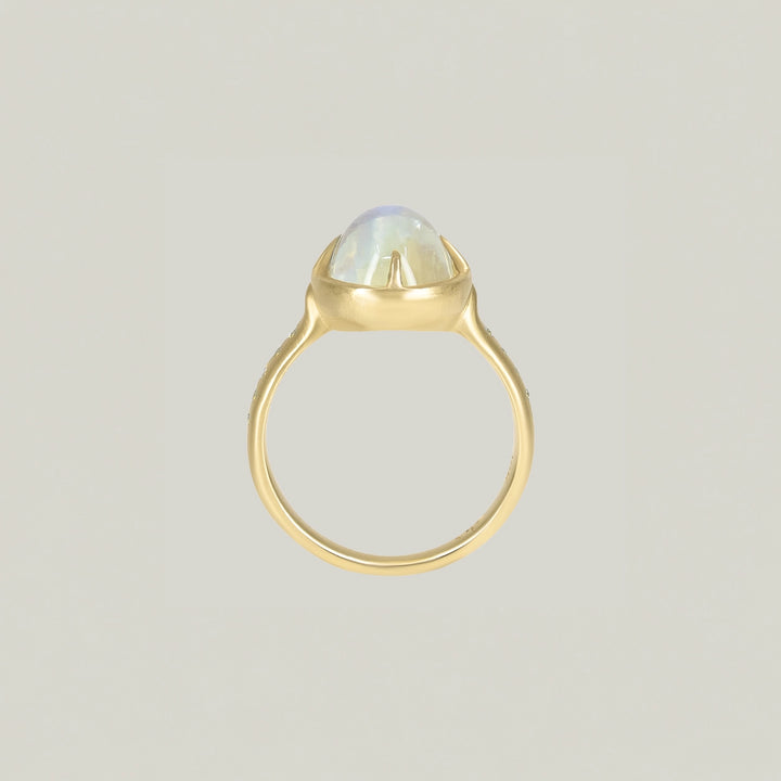 Tapered Oval Moonstone Ring