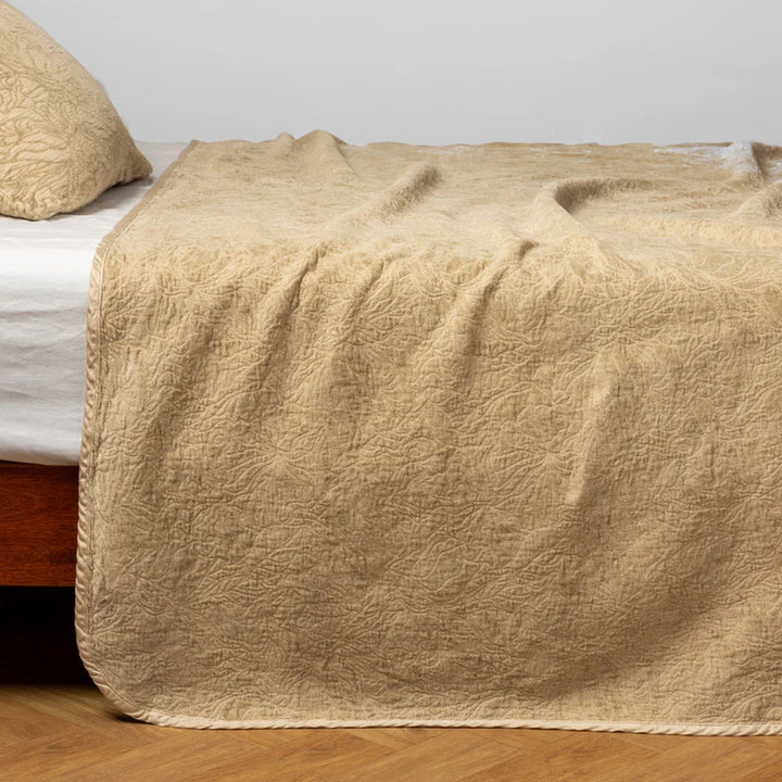 Image for Georgia Bedspread