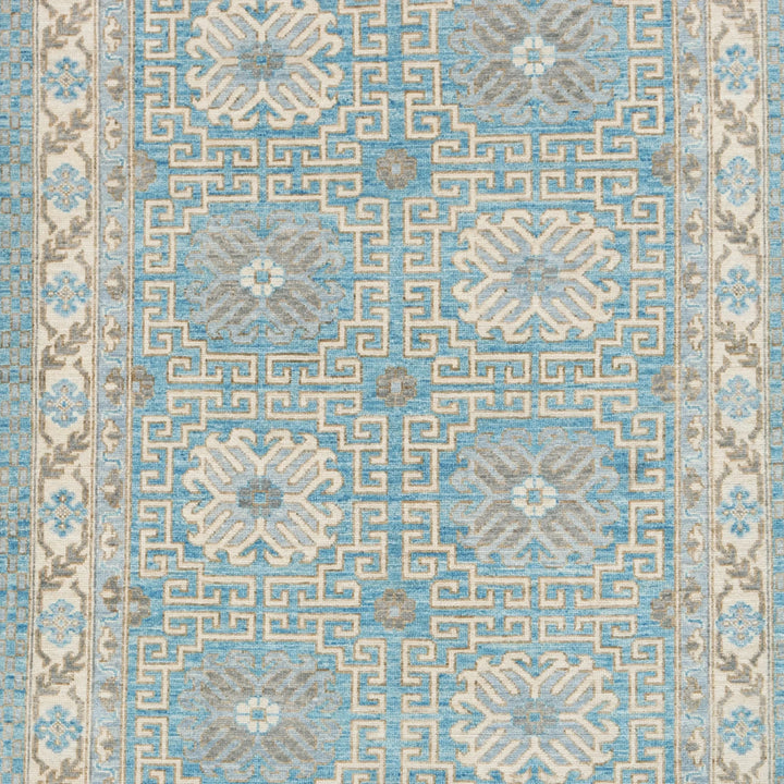 Blue Cream Traditional Pak Khotan Wool Rug - 5'1" x 7'3"