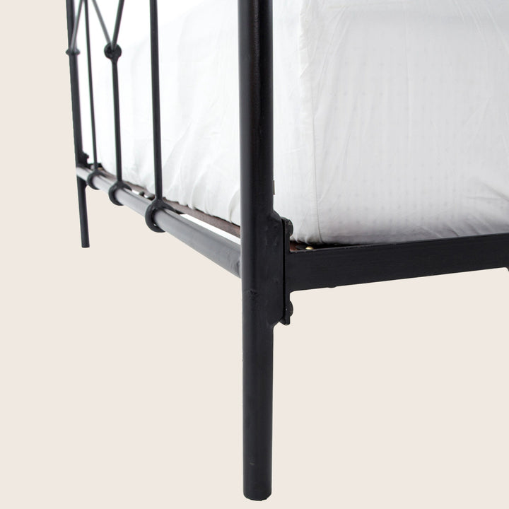 Casey Bed