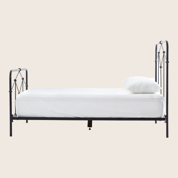 Casey Bed