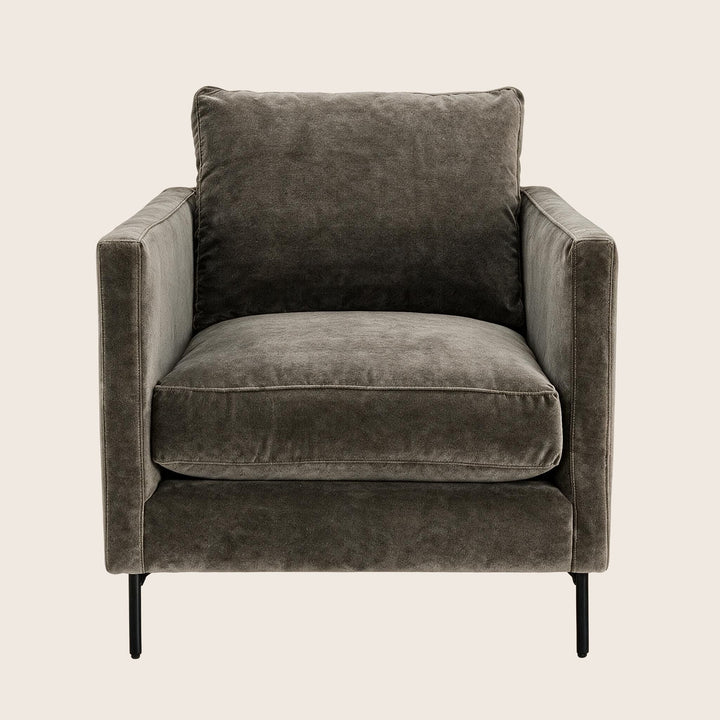 Hannah Chair, Black Leg