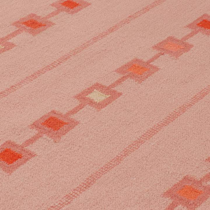 Pink Swedish Inspired Flatweave Wool Rug - 8'2" x 10'6"