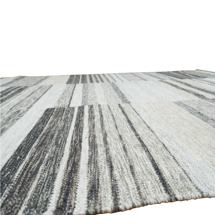 Grey Swedish Inspired Dhurrie Wool Rug - 8' x 10'