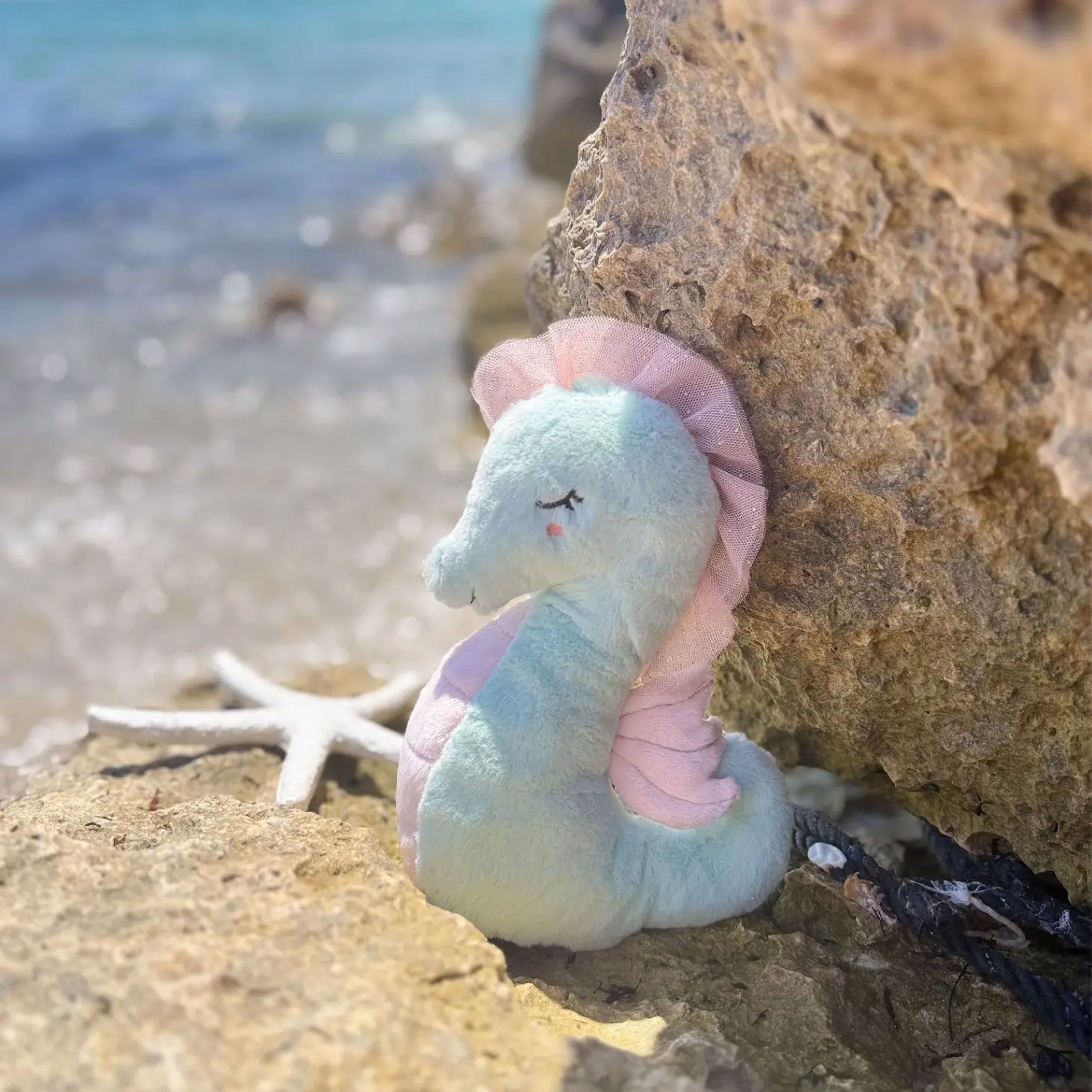 Shelley Seahorse – abc carpet & home