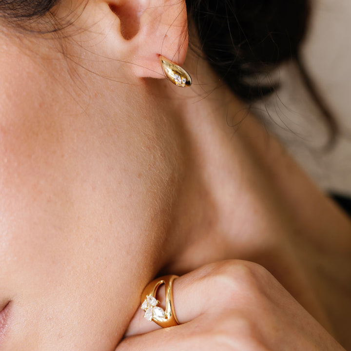 Image for Small 18k Curve Earrings with Diamonds