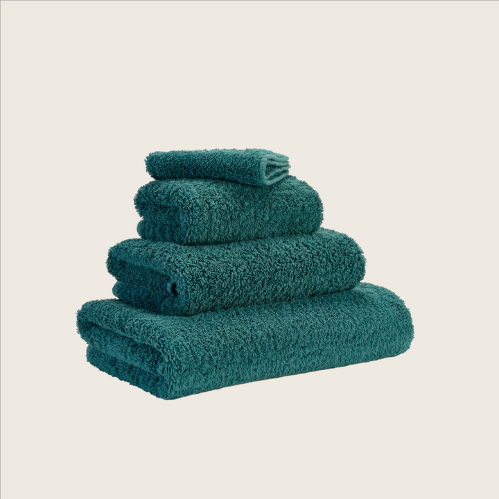 Image for Super Pile Bath Towel