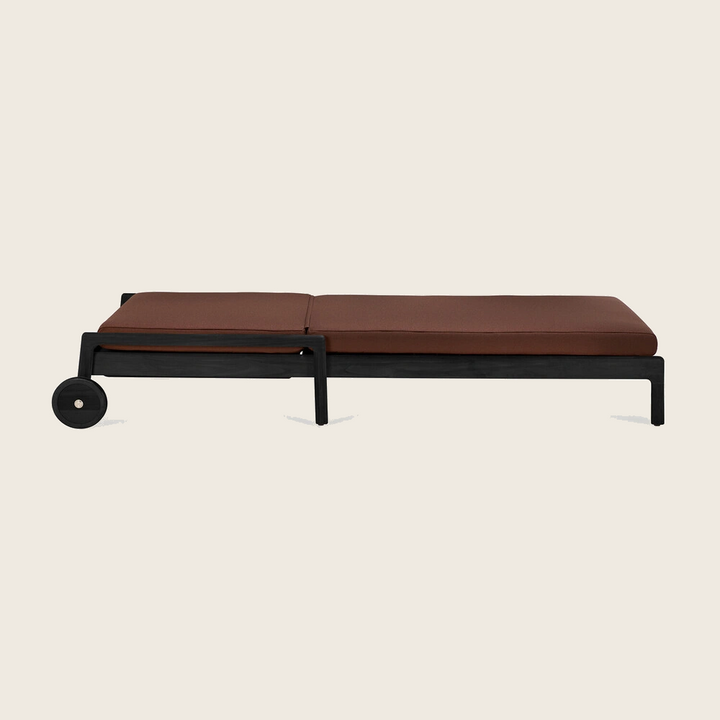 Black Jack Outdoor Adjustable Lounger