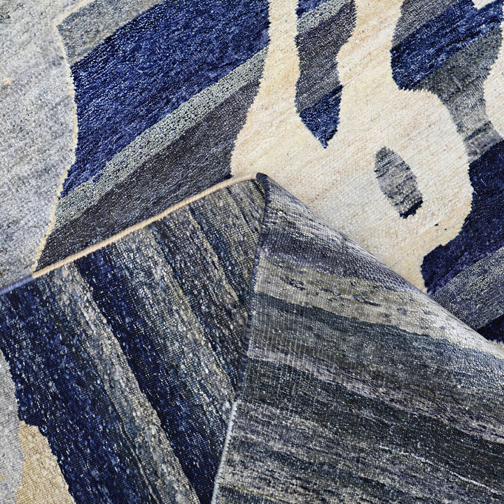 Image for Grey Alchemy Contemporay Silk Rug - 6' x 9'2"