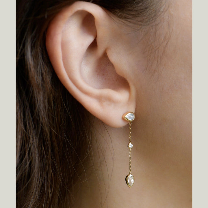 14K Yellow Gold Cléo Eliana Clear Topaz Vine Earring