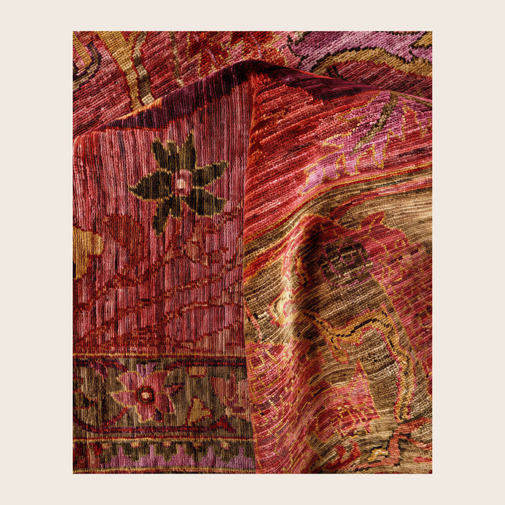 Image for Pink Soluna Traditional Wool Rug - 9'11" x 13'11"