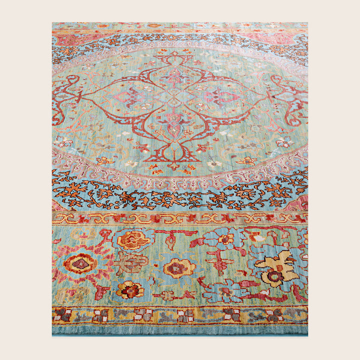 Image for Green Soluna Traditional Wool Rug - 8'1 x 11'8"