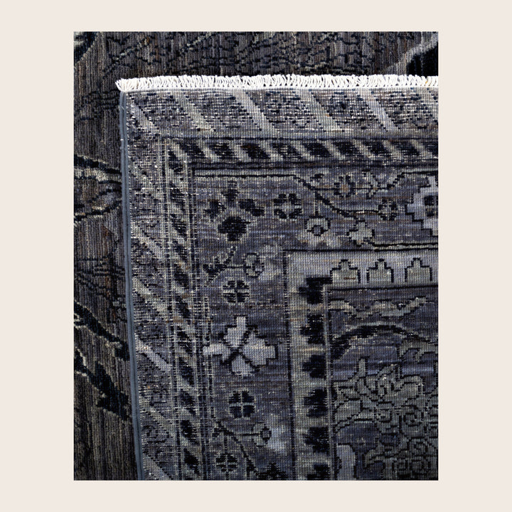 Image for Grey Soluna Traditional Wool Rug - 8'9" x 11'7"