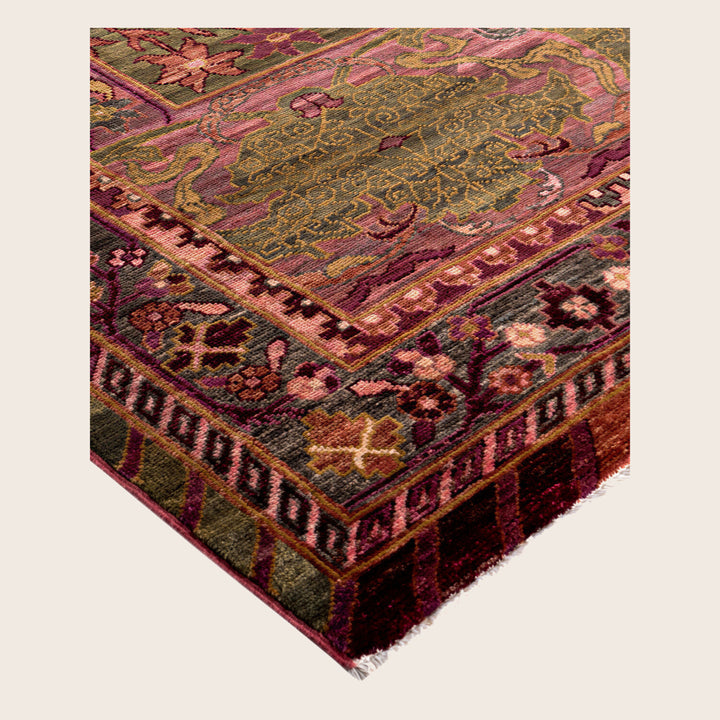 Image for Green Soluna Traditional Wool Rug - 9'1" x 11'9"