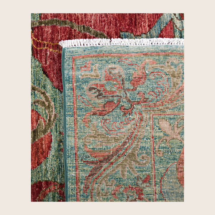 Image for Green Soluna Traditional Wool Rug - 8'5" x 9'9"