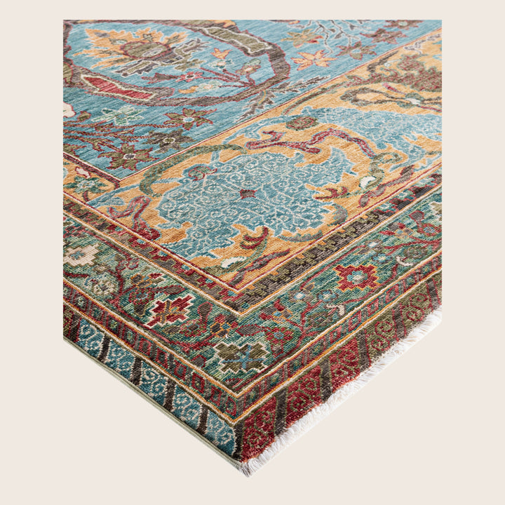 Image for Green Soluna Traditional Wool Rug - 8'2" x 9'11"