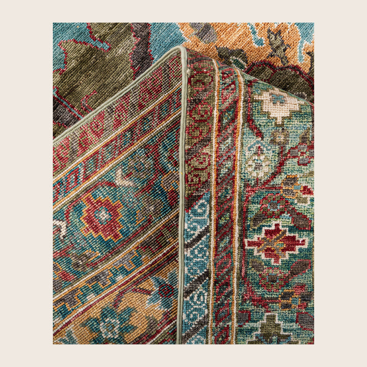 Image for Green Soluna Traditional Wool Rug - 8'2" x 9'11"