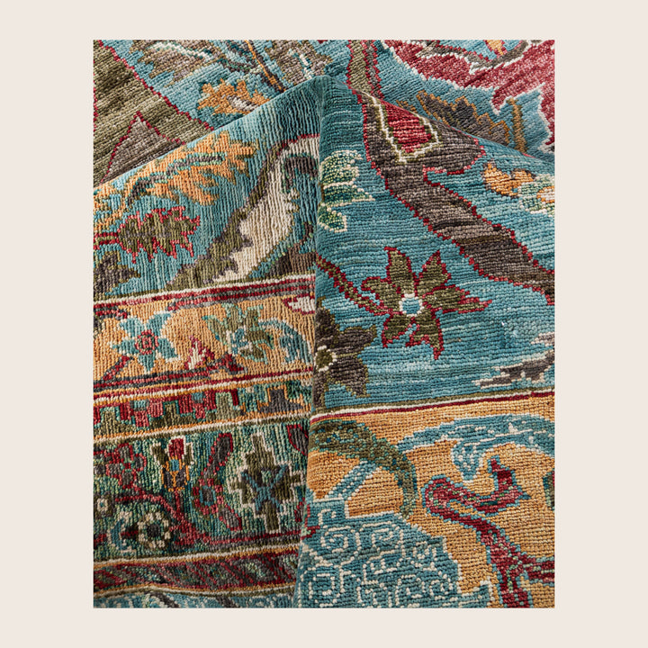 Image for Green Soluna Traditional Wool Rug - 8'2" x 9'11"