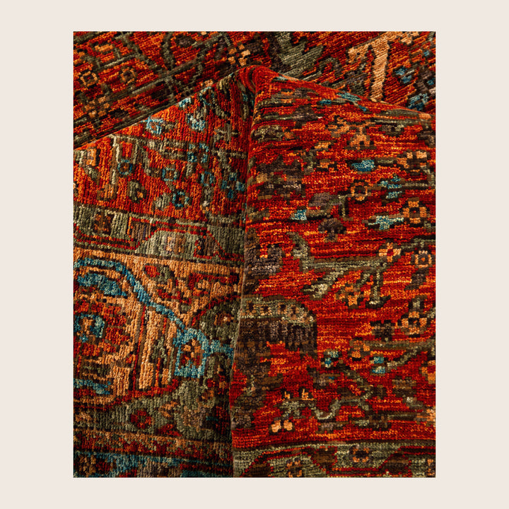Image for Red Soluna Traditional Wool Rug - 8'4" x 10'