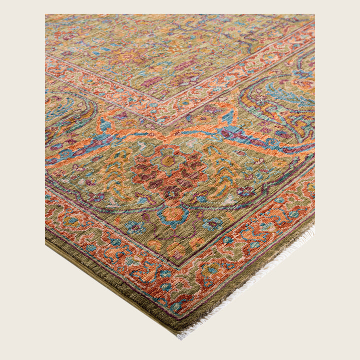 Image for Green Soluna Traditional Wool Rug - 8' x 9'1