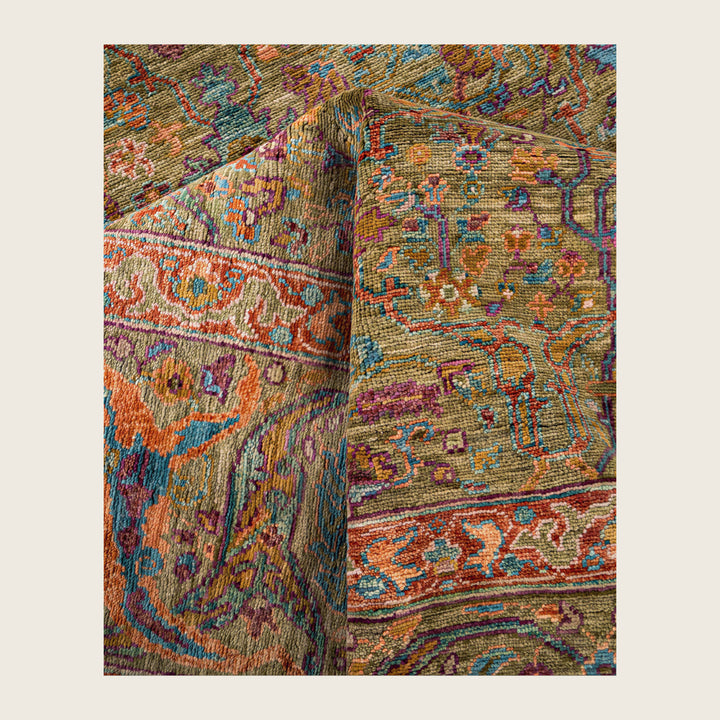 Image for Green Soluna Traditional Wool Rug - 8' x 9'1