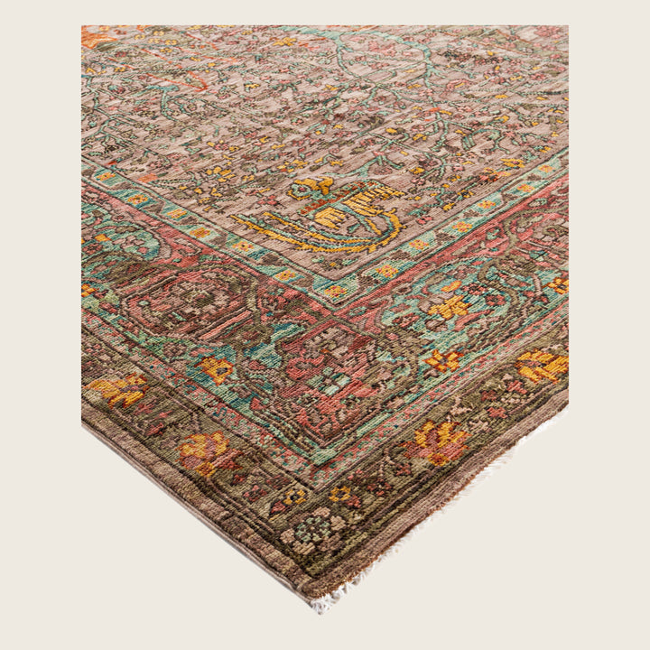 Image for Beige Soluna Traditional Wool Rug - 8'4" x 9'11"