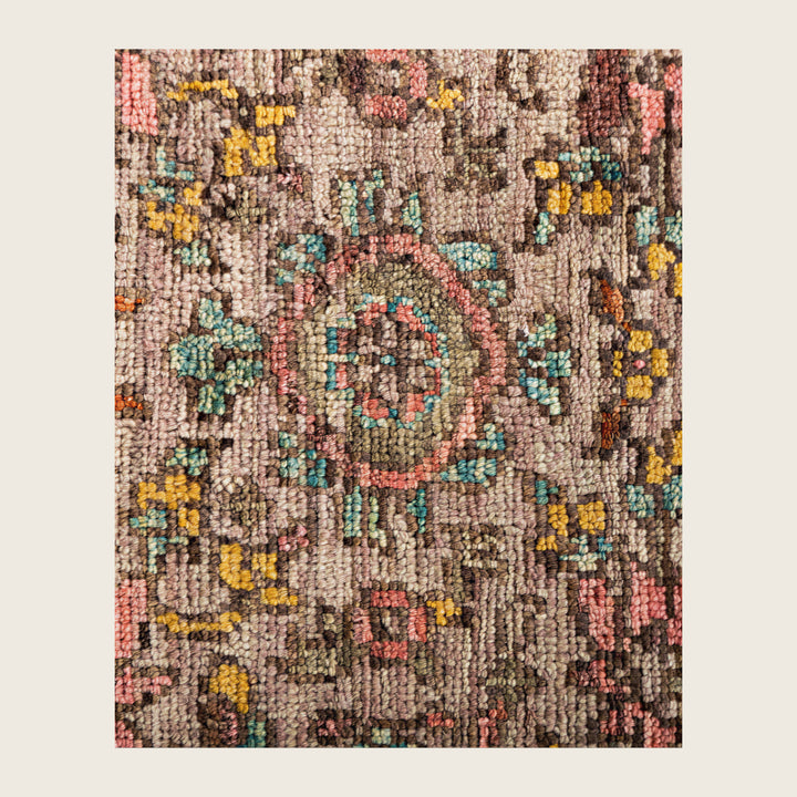 Image for Beige Soluna Traditional Wool Rug - 8'4" x 9'11"